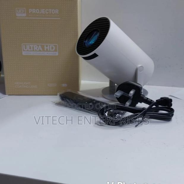 Smart Portable Projector - main view