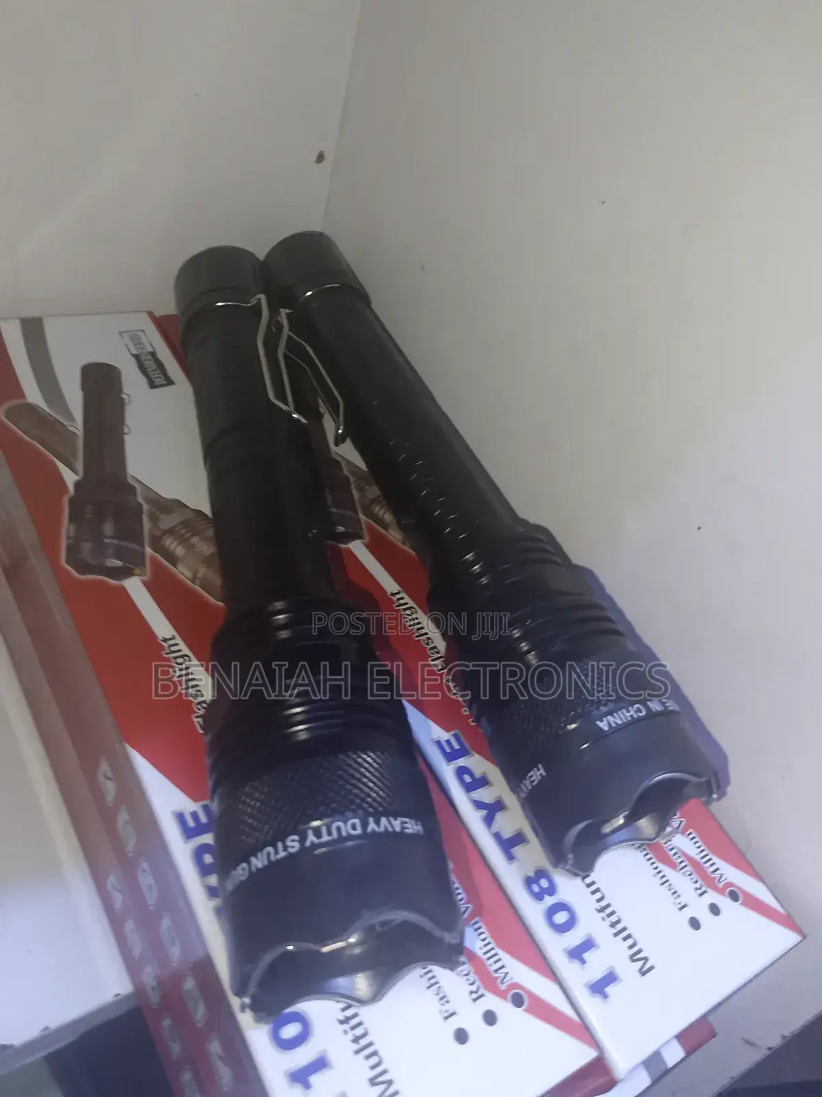 Rechargeable Torches.Longtime Lighting 1108
