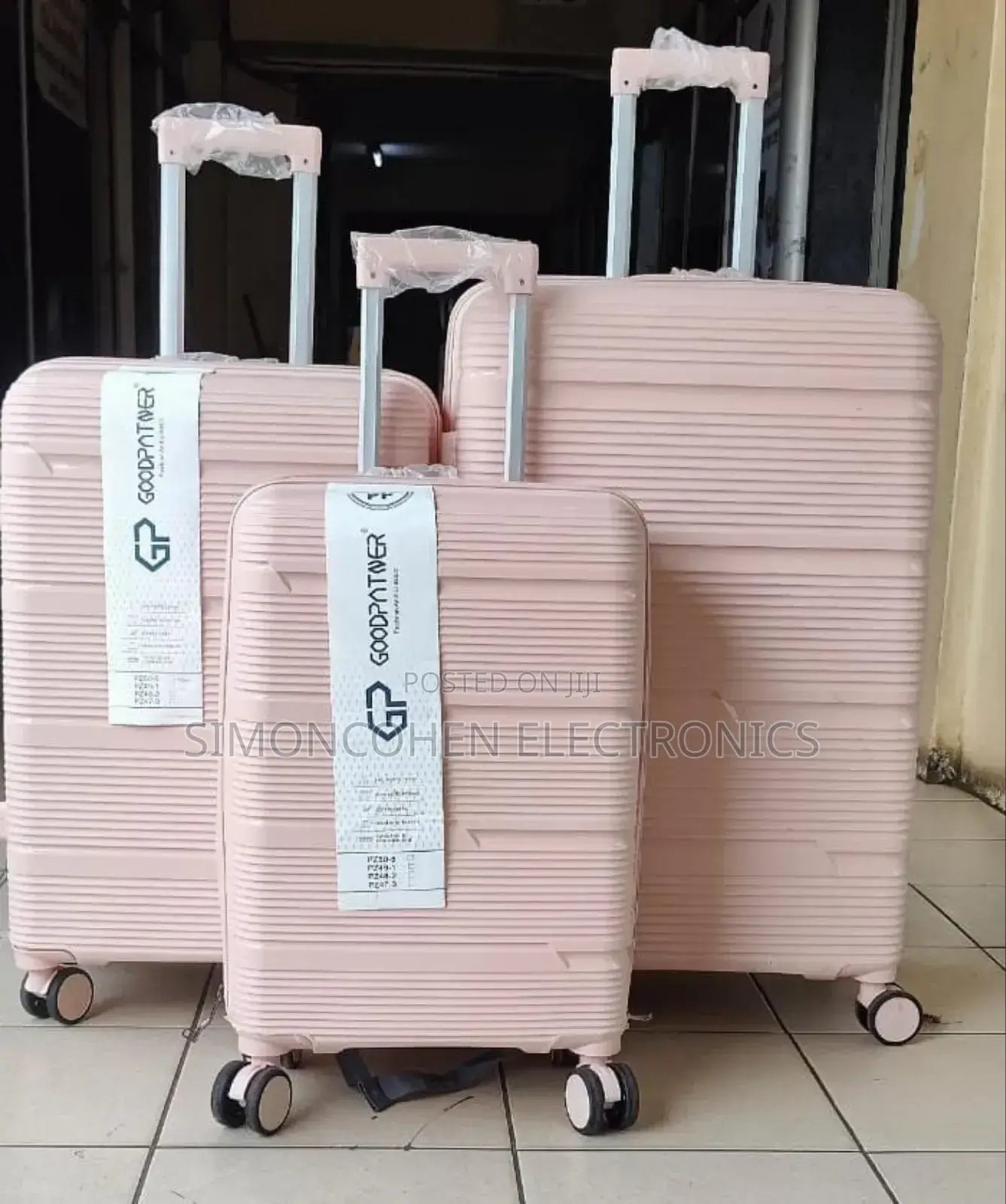 3pcs Unbreakable Rubber Suitcase Set Size 2