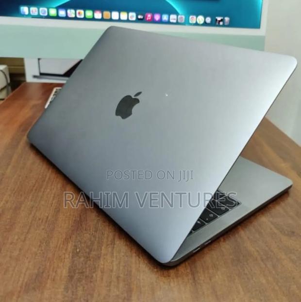 Laptop Apple MacBook Pro 2018 16GB Intel Core i7 SSD 256GB - thumbnail 3