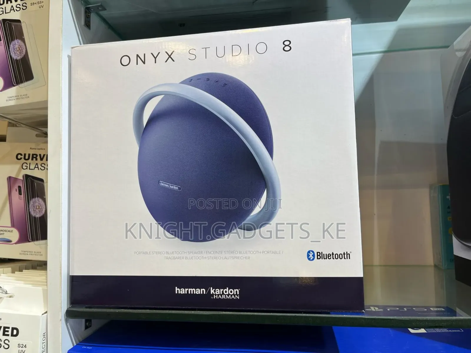 Harman^ Onyx Studio 8