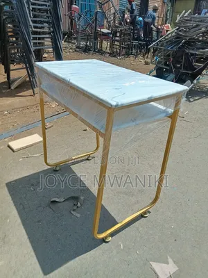 Manicure Table, Simply and Classy Design 