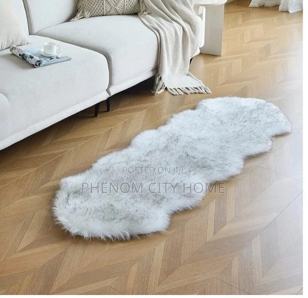 Decor/Bedside/Dashboard Mat Available in White - thumbnail 2