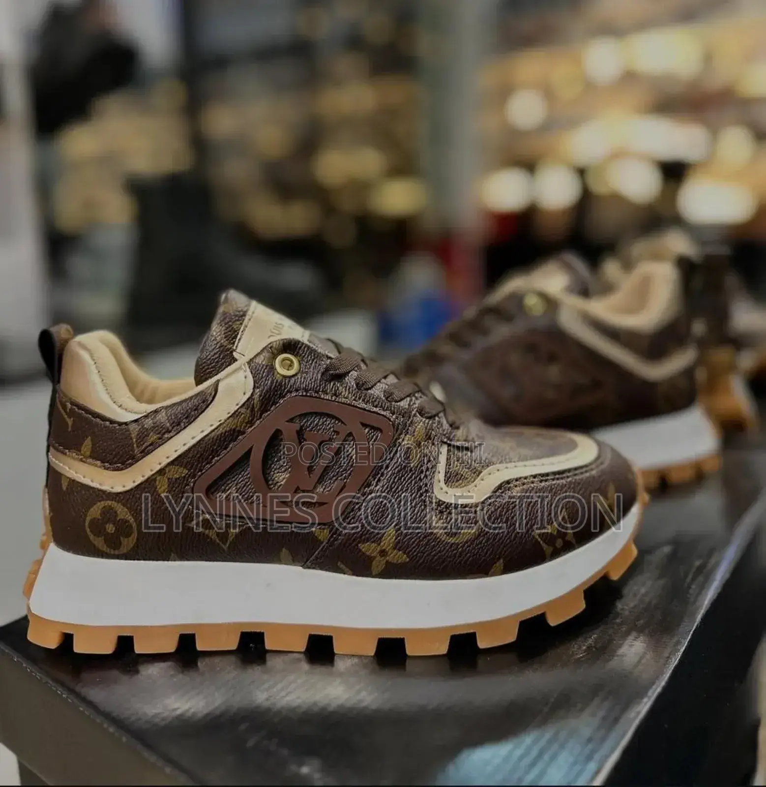 Lv Sneakers