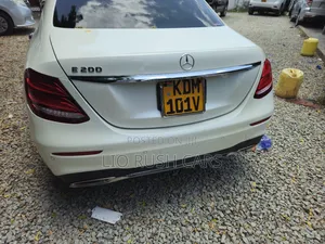 Mercedes-Benz E200 2017 White