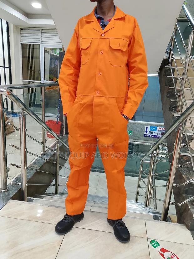 Plain Shielding Suit - main view