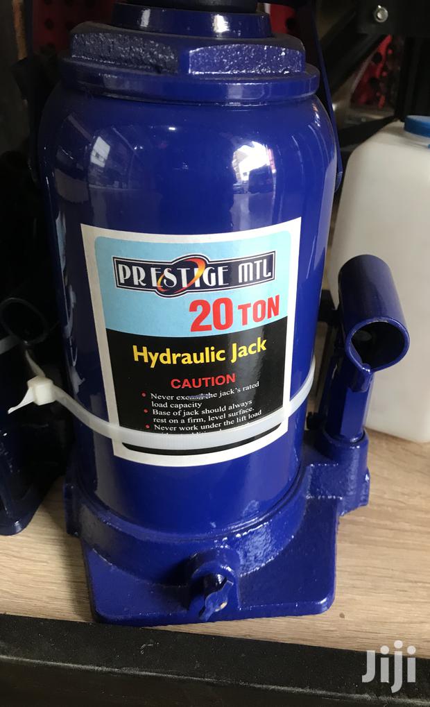Jack 20 Ton Heavy Duty Bottle Jack