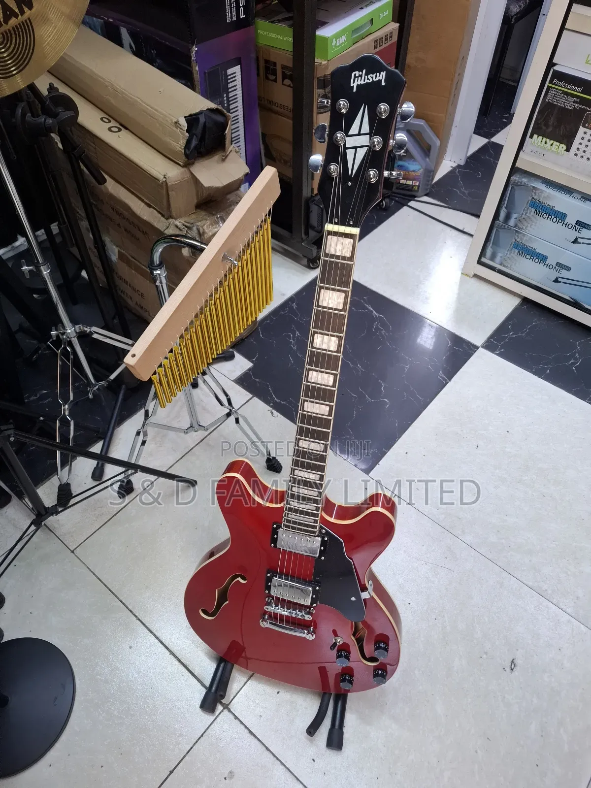 335 Semi Hollow Electric Guitar