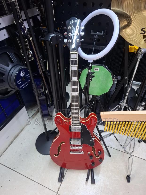 335 Semi Hollow Electric Guitar - thumbnail 2