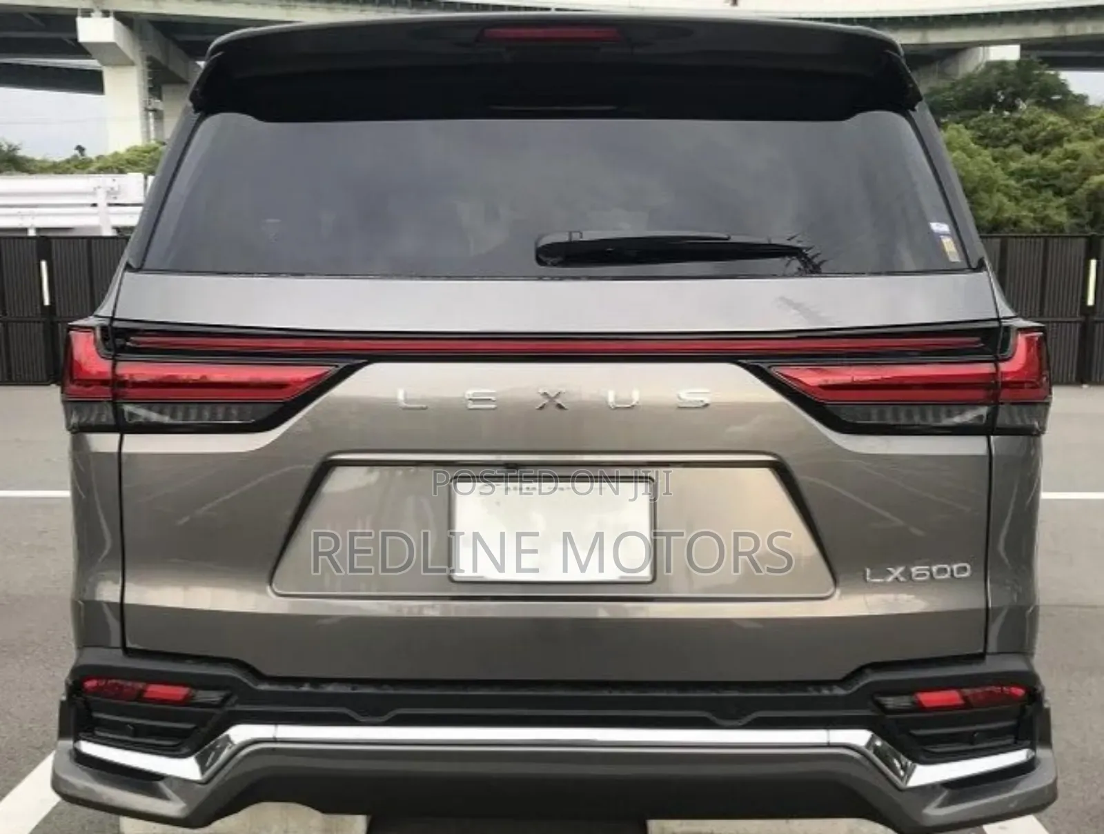 Lexus LX 2024 Green