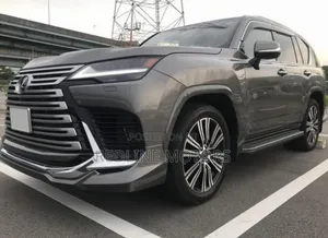 Lexus LX 2024 Green
