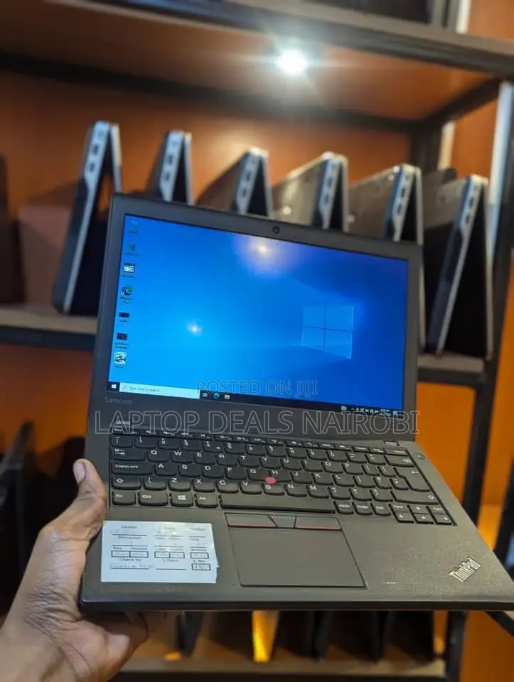 Laptop Lenovo ThinkPad X260 8GB Intel Core I5 SSD 256GB