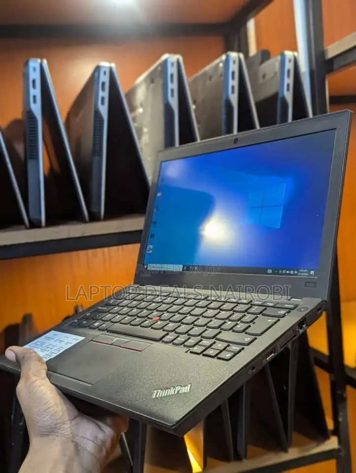 Laptop Lenovo ThinkPad X260 8GB Intel Core I5 SSD 256GB