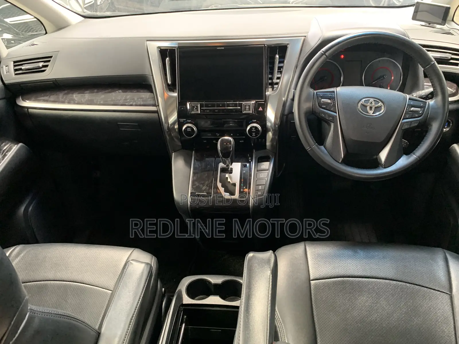 Toyota Alphard 2.5 Petrol AWD 2018 Off white