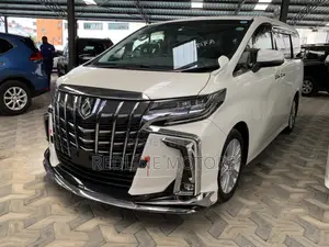 Toyota Alphard 2.5 Petrol AWD 2018 Off white