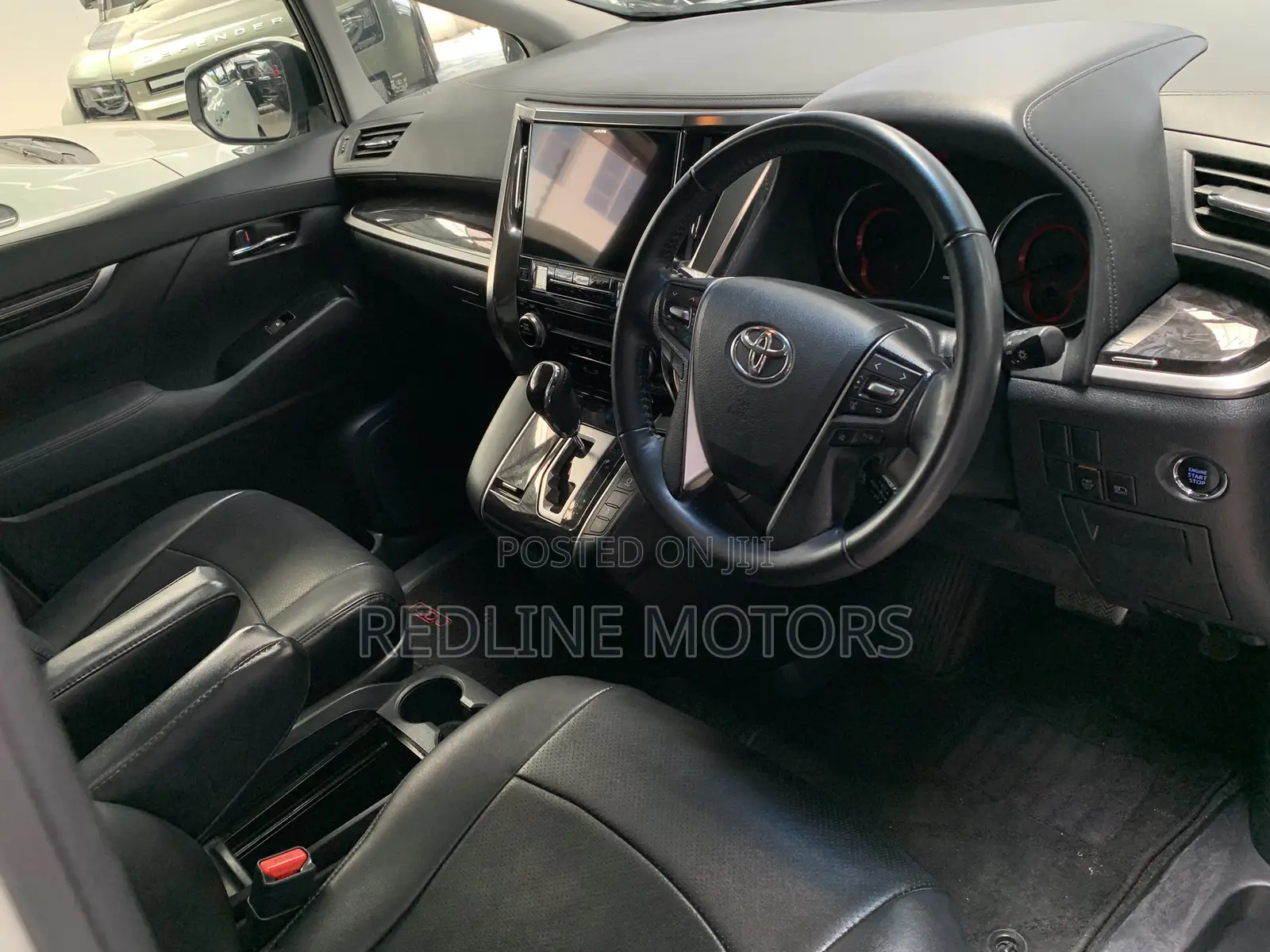 Toyota Alphard 2.5 Petrol AWD 2018 Off white
