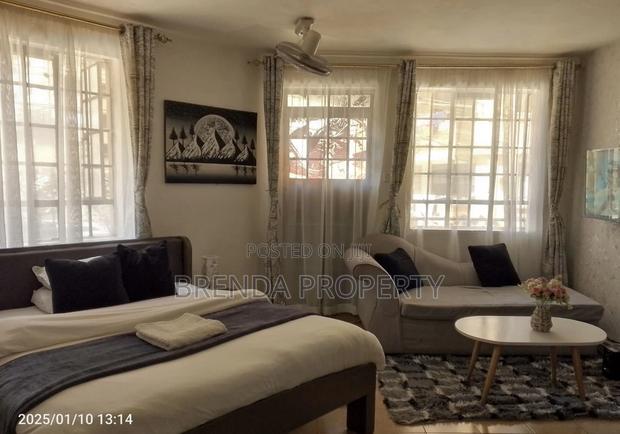 Ambient Airbnb Located in Nairobi, TRM Drive, Roysambu.