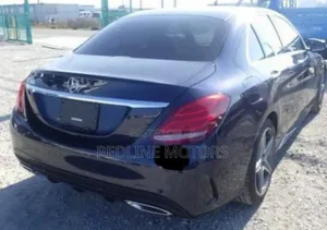 Mercedes-Benz C180 2018 Blue