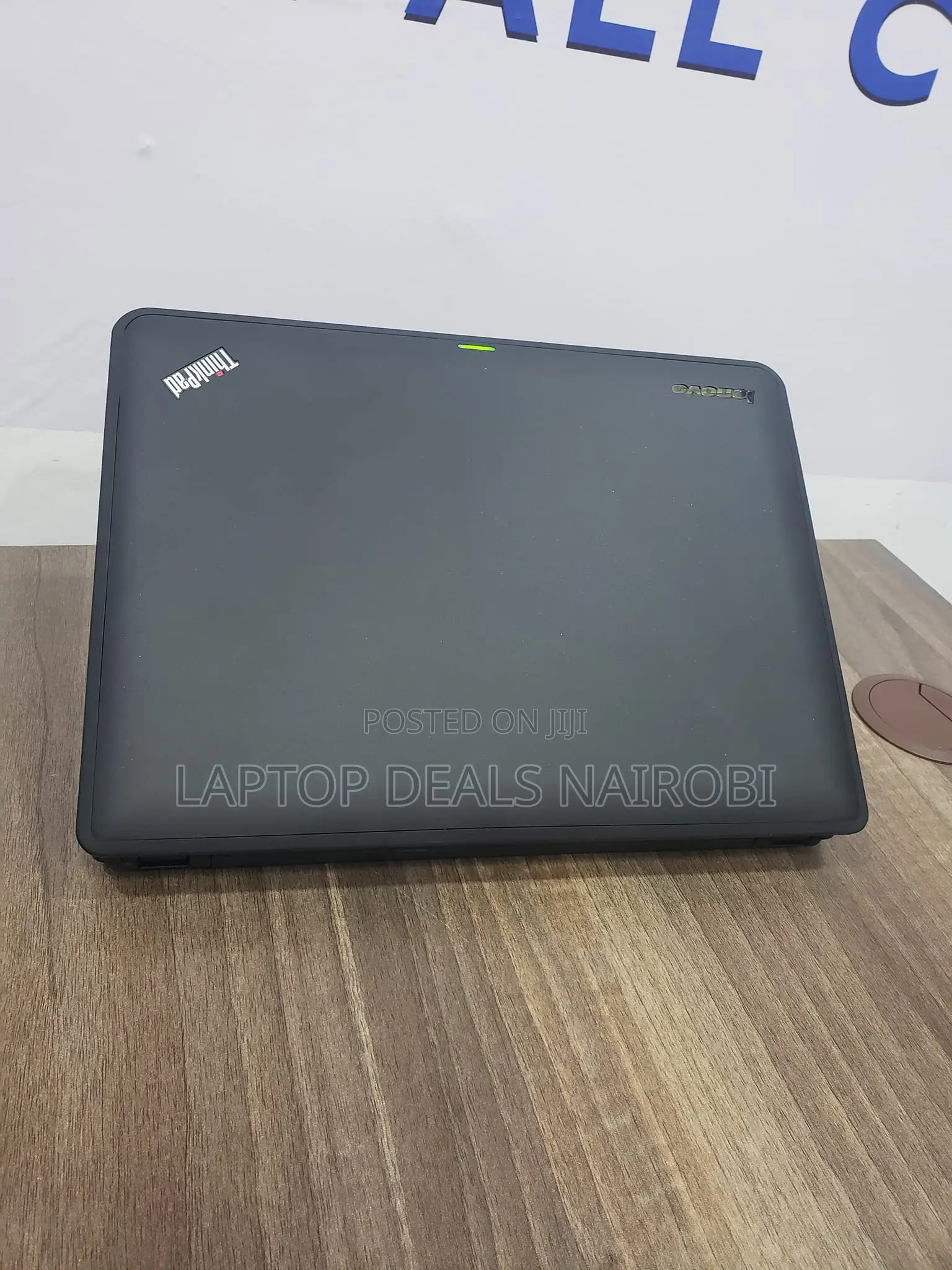 Laptop Lenovo ThinkPad X131e 4GB Intel Celeron SSD 128GB