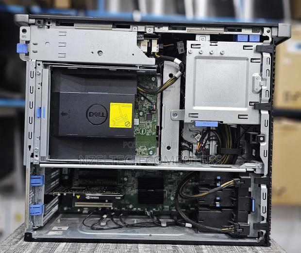 Desktop Computer Dell Precision 7820 32GB Intel Xeon SSD 1T - thumbnail 4