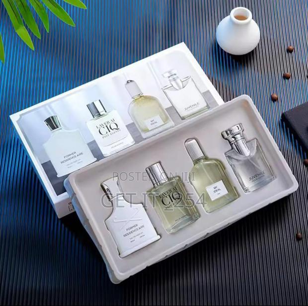 4 in 1 Men Perfume Gift Set*
 30 Ml Each (3 Pc Per Box)