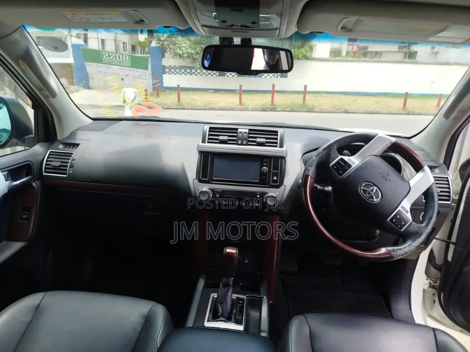 Toyota Land Cruiser Prado 2018 White