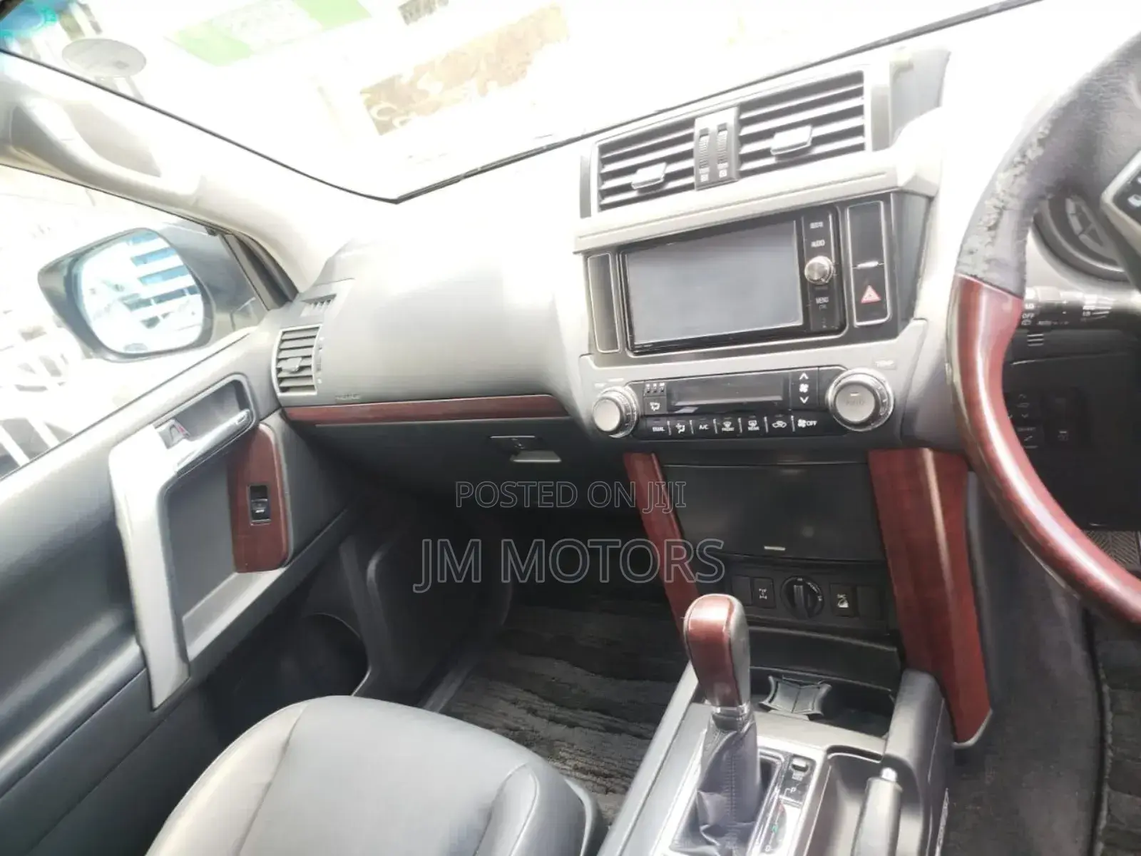 Toyota Land Cruiser Prado 2018 White
