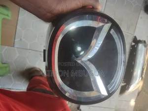 Mazda CX-5 2017 Grille Logo /Emblem