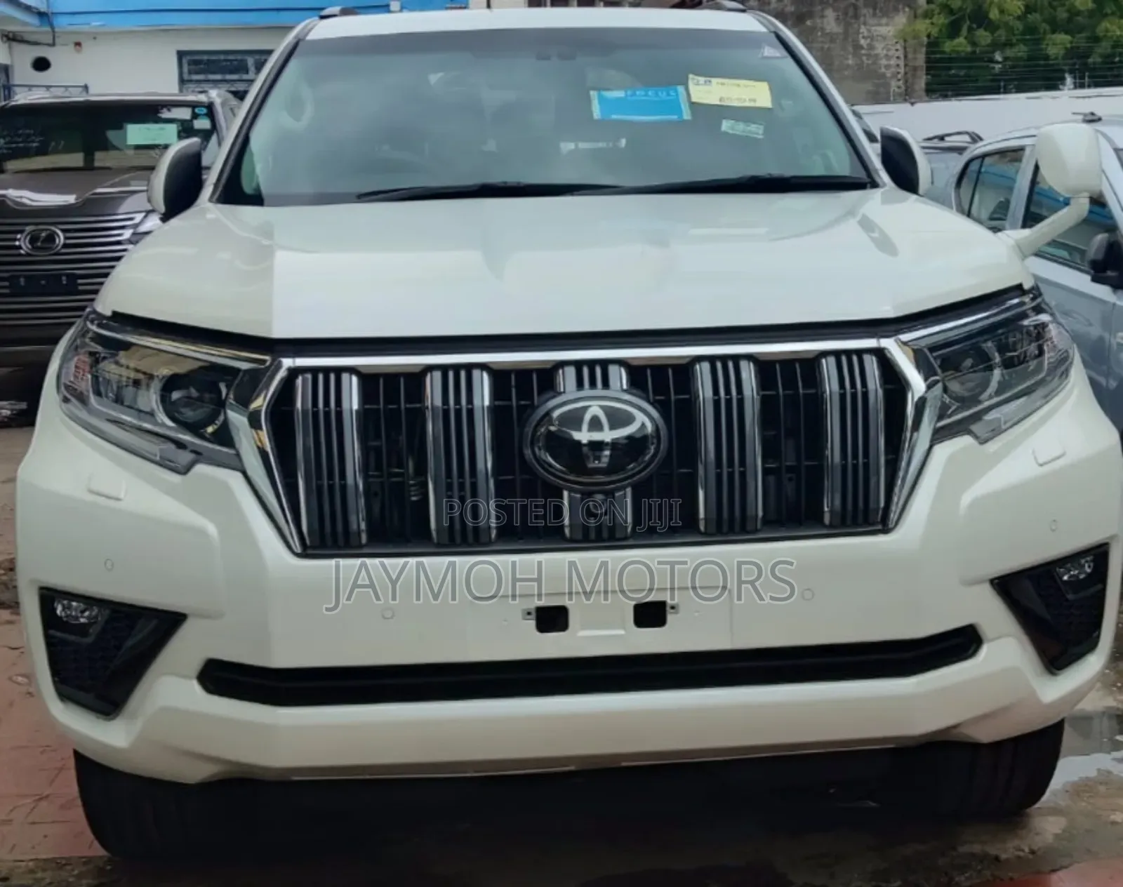 Toyota Land Cruiser Prado 2019 White