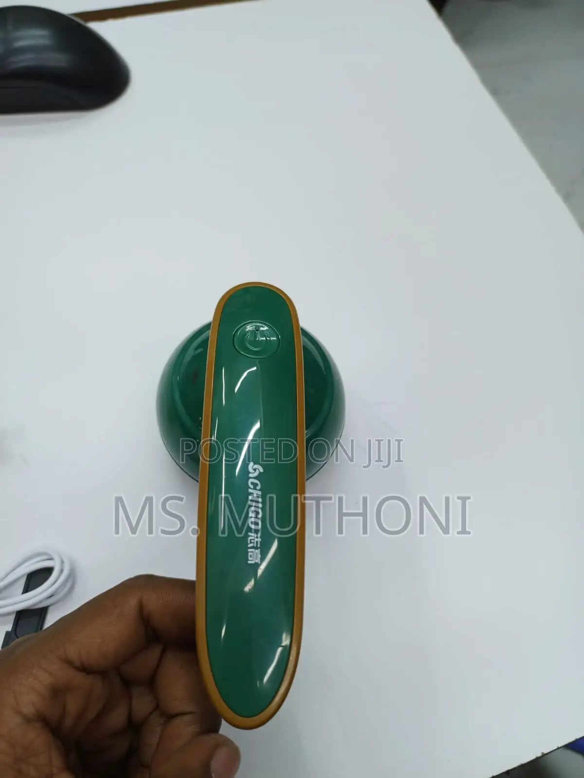 New Design Rechargeable Lint Remover With Extra Accessorie