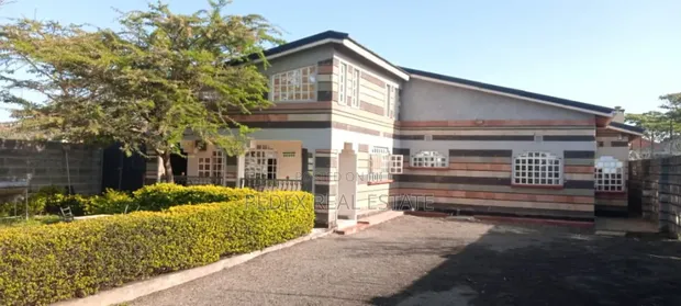 3bdrm Bungalow in Pema Estate, Nakuru Town East for sale