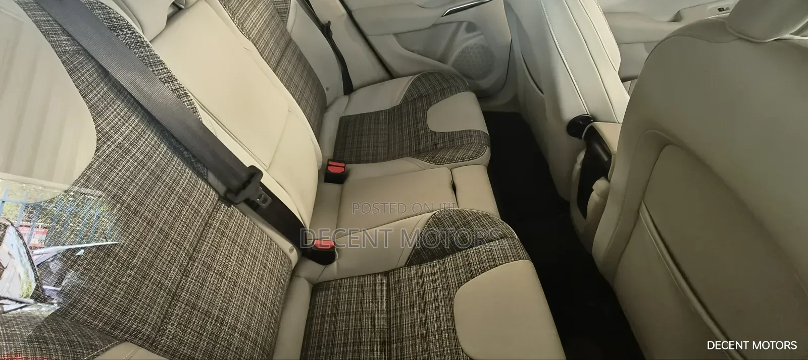 Volvo V40 2018