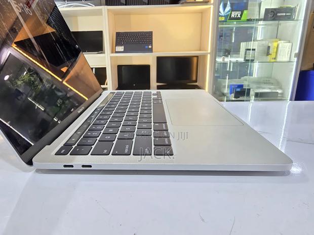 Laptop Apple MacBook 2020 32GB Intel Core I7 SSD 512GB - thumbnail 5