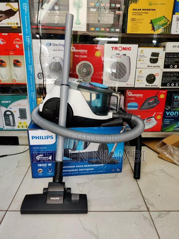 Philips Bagless Vacuum Cleaner
