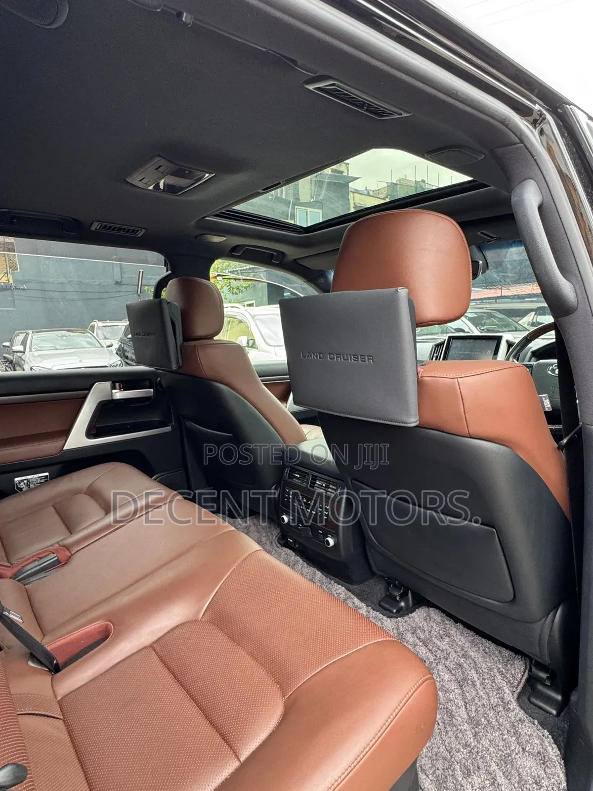 Toyota Land Cruiser 4.6 V8 ZX 2018 Black