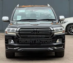 Toyota Land Cruiser 4.6 V8 ZX 2018 Black