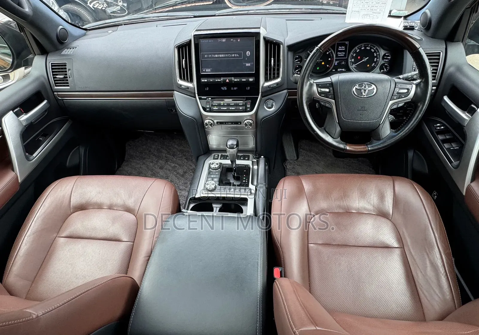 Toyota Land Cruiser 4.6 V8 ZX 2018 Black