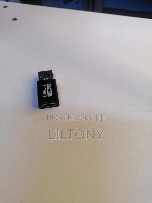 USB 3.0 to Type C Adapter - main view