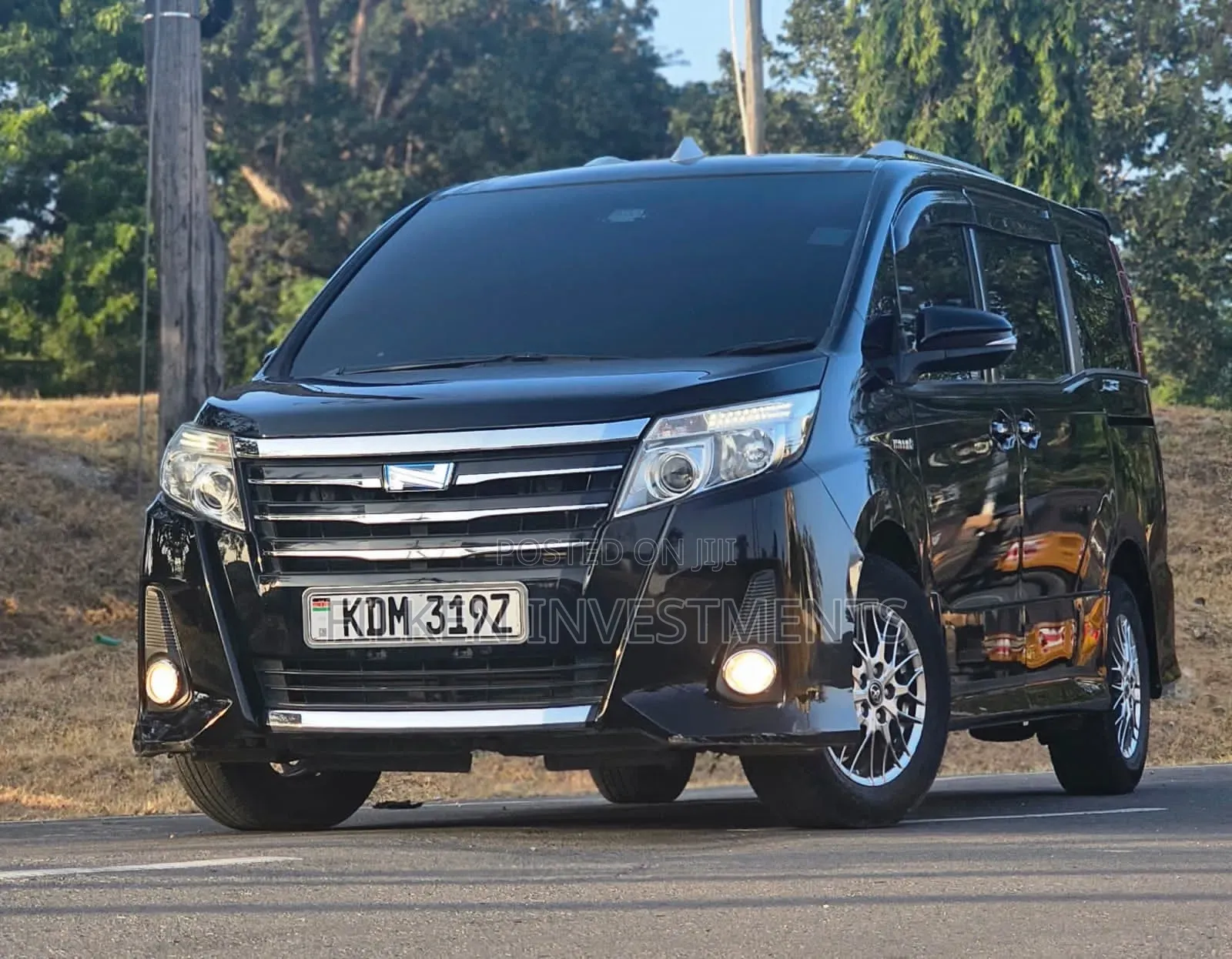 Toyota Voxy 2017 Black