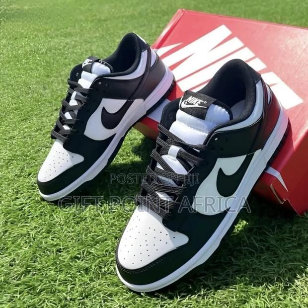 Nike SB Dunk Low Cut Black White Sneaker - main view