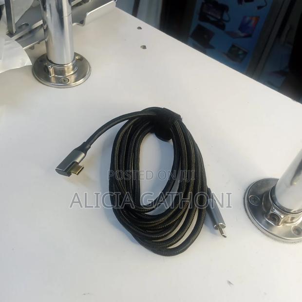 Macbook Type C to C Cable With Bend