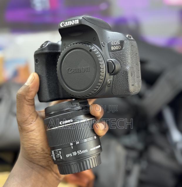 Canon EOS 800D / Rebel T7i DSLR Camera With 18-55mm Lens