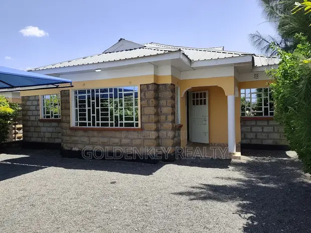 3bdrm Bungalow in Kitengela for sale
