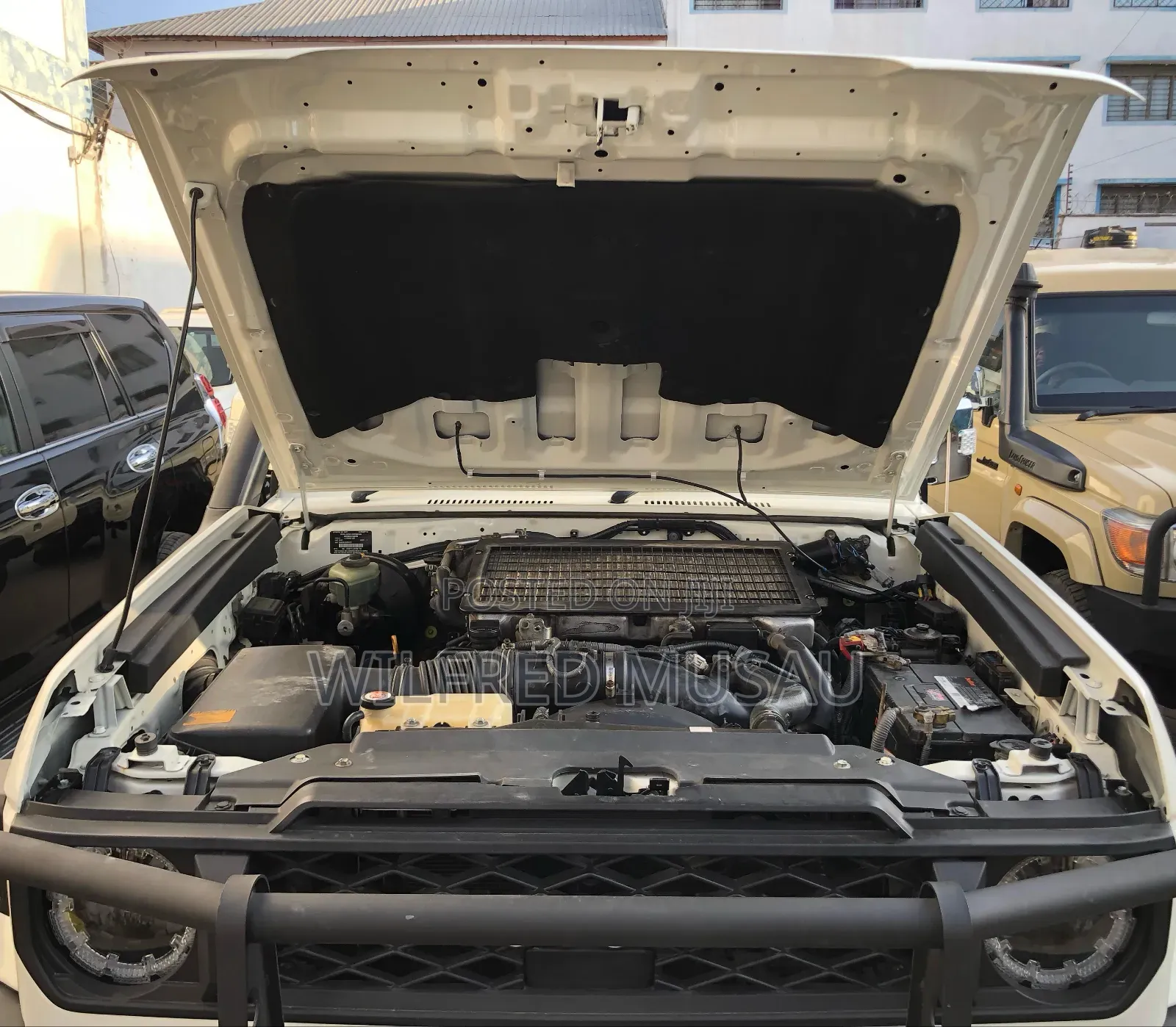 Toyota Land Cruiser 2018 White