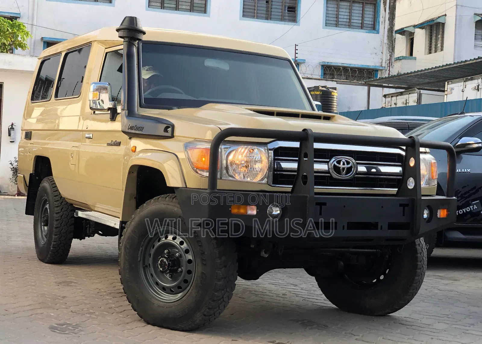 Toyota Land Cruiser 2018 Beige
