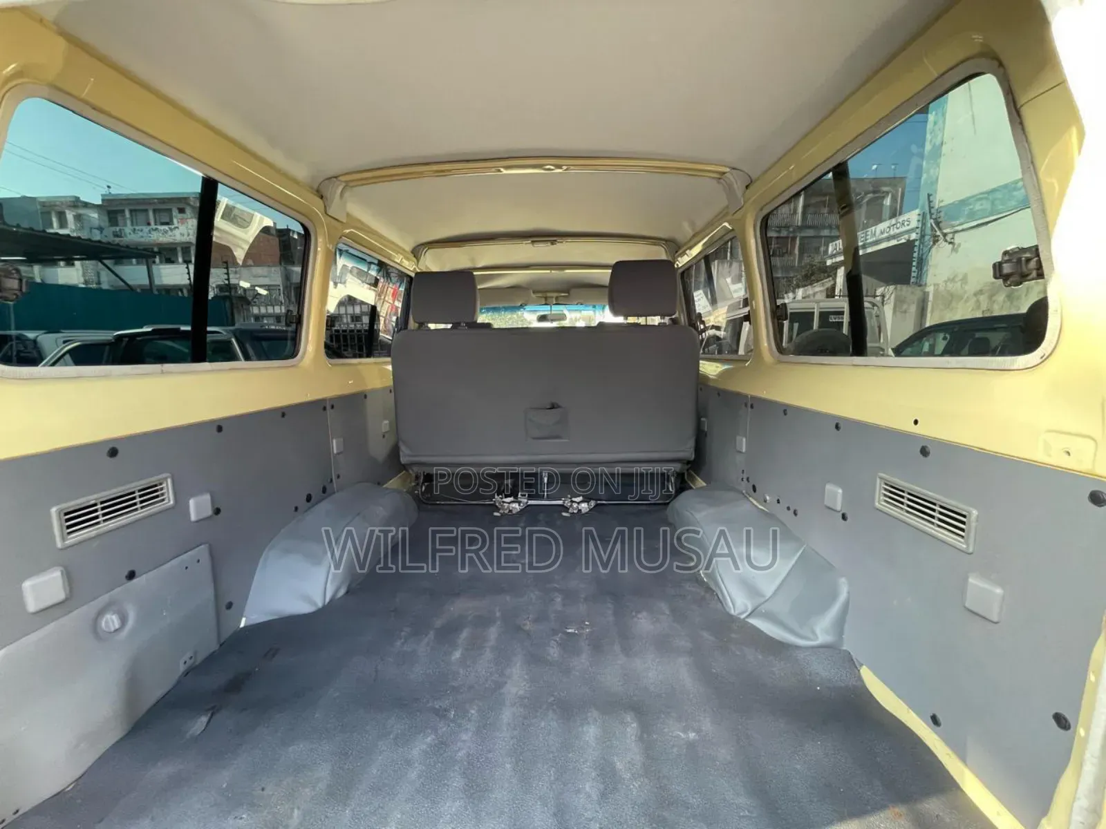 Toyota Land Cruiser 2018 Beige