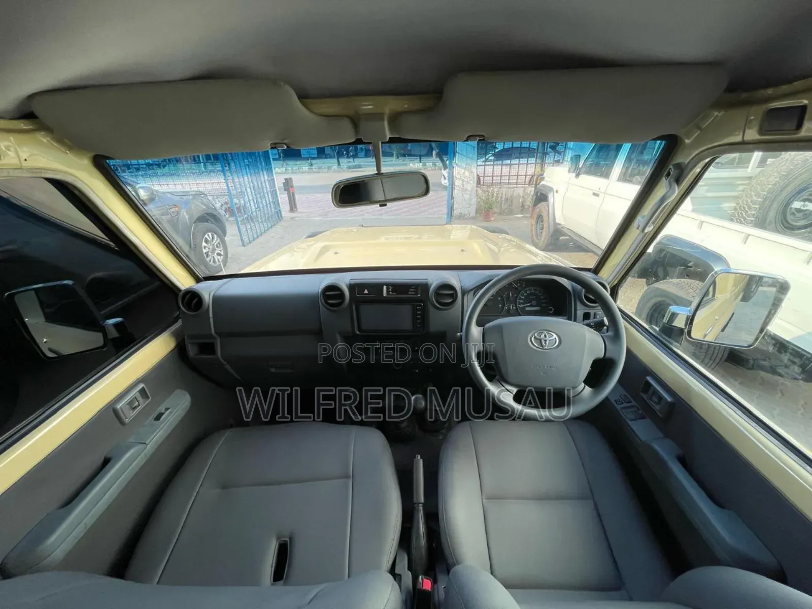 Toyota Land Cruiser 2018 Beige