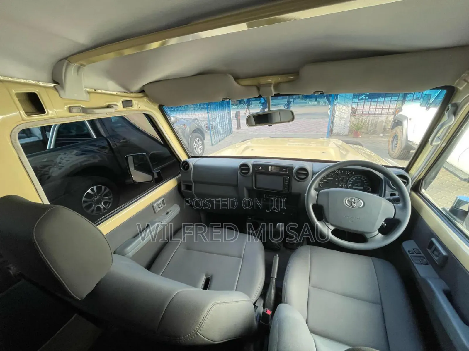 Toyota Land Cruiser 2018 Beige