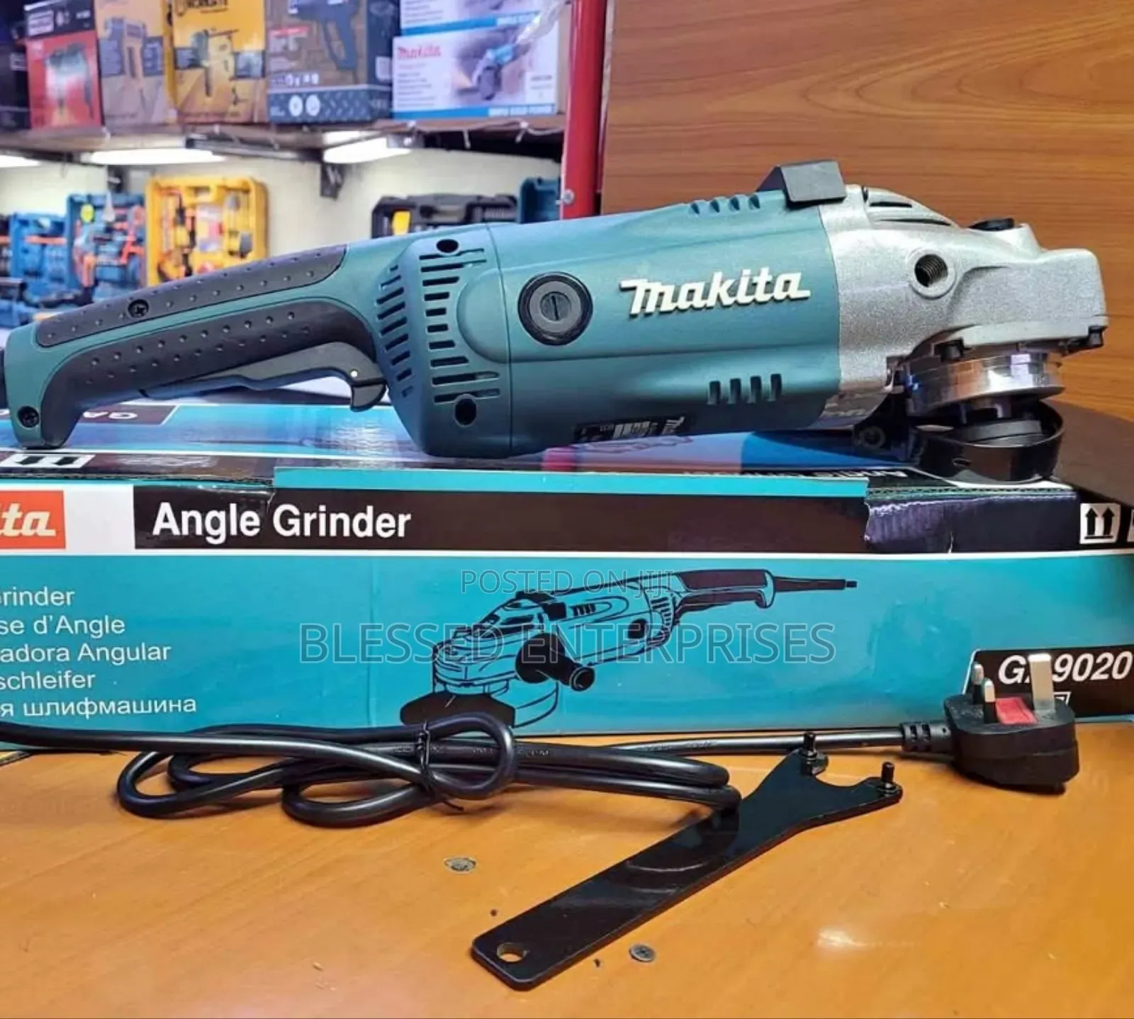 New Electric Makita Angle Grinder/ Modern 9" Makita Grinder