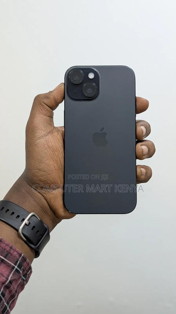 Apple iPhone 15 128 GB Black - thumbnail 2